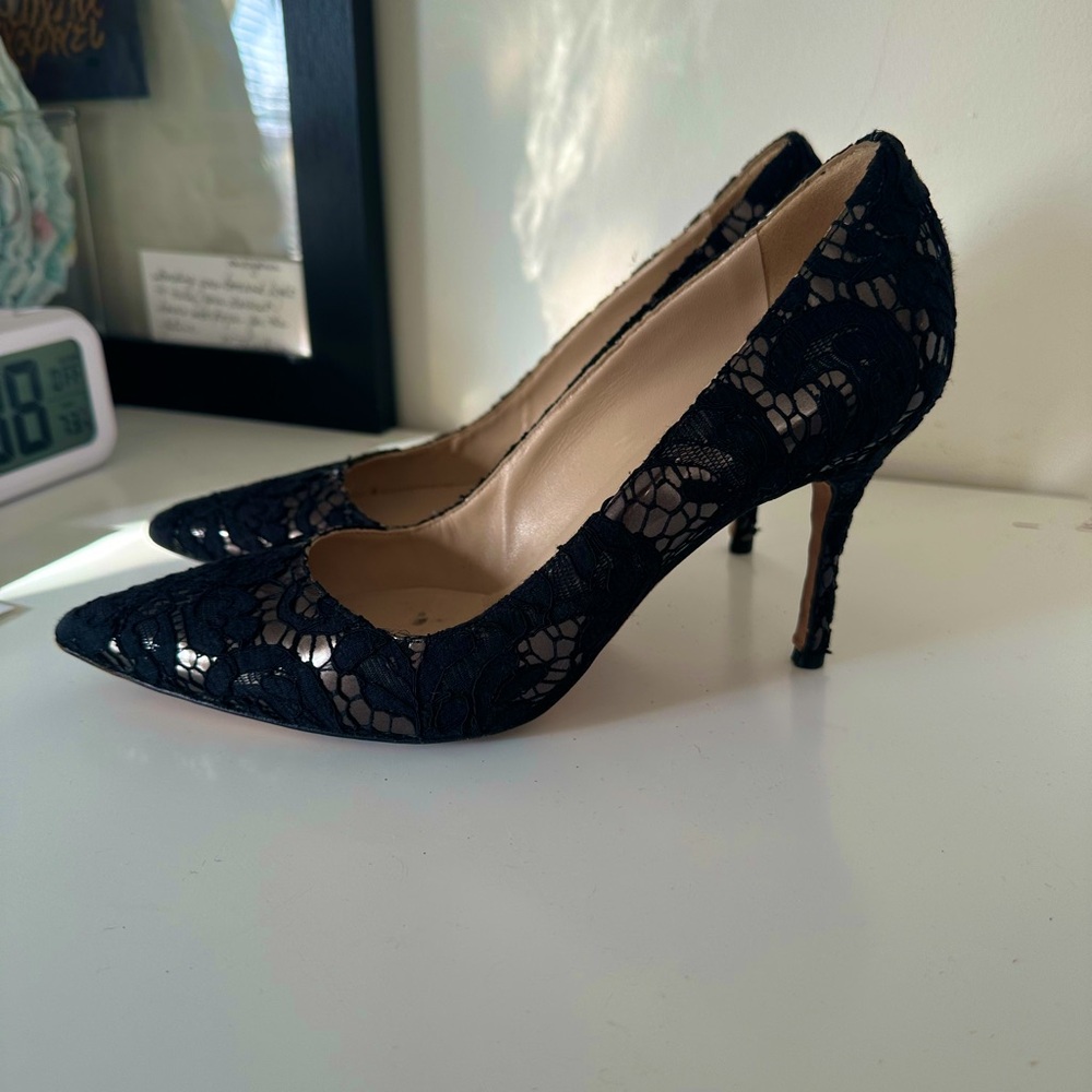 Manolo Blahnik 37.5. Lace heel. Beautiful condition.
